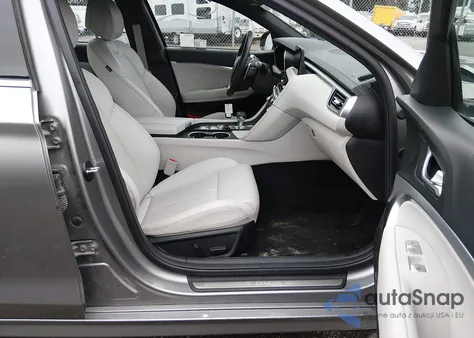 2025 Genesis G70 2.5T Rwd from USA, damaged, VIN KMTG34SC2SU156381